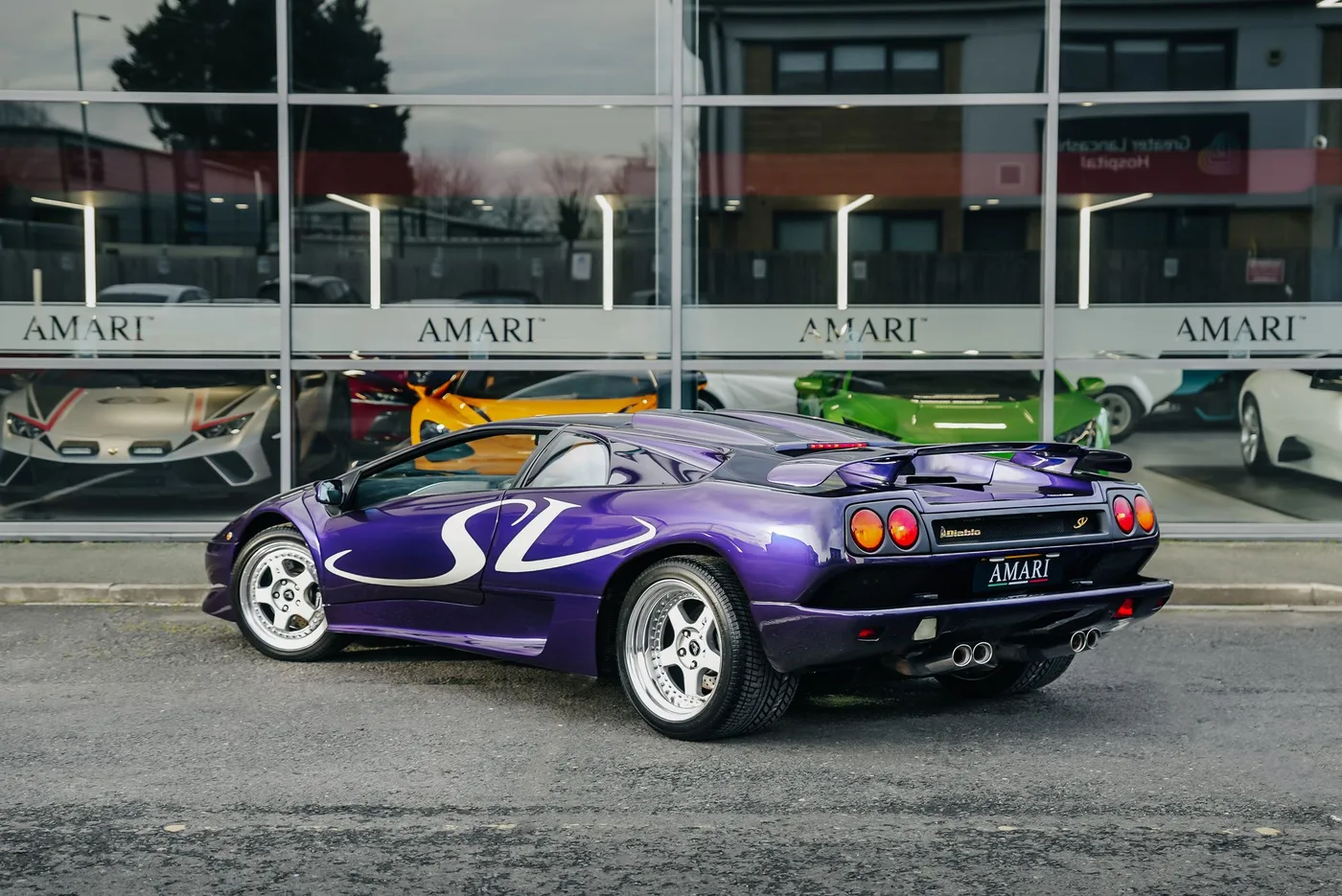 1997 Lamborghini Diablo SV angeboten von einem Supersportwagenhändler in Preston, Vereinigtes Königreich, Foto 6 von 25