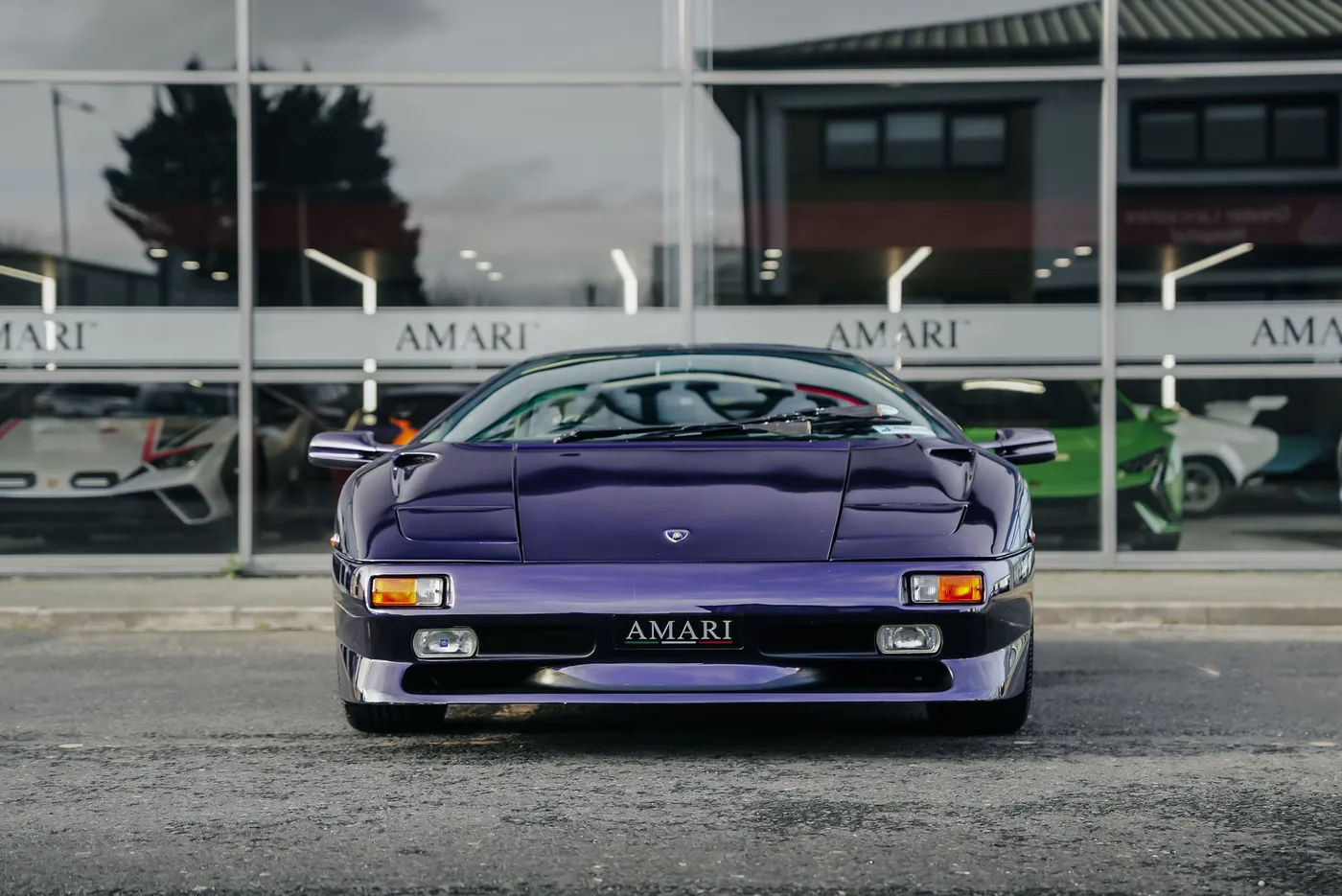 1997 Lamborghini Diablo SV angeboten von einem Supersportwagenhändler in Preston, Vereinigtes Königreich, Foto 7 von 25