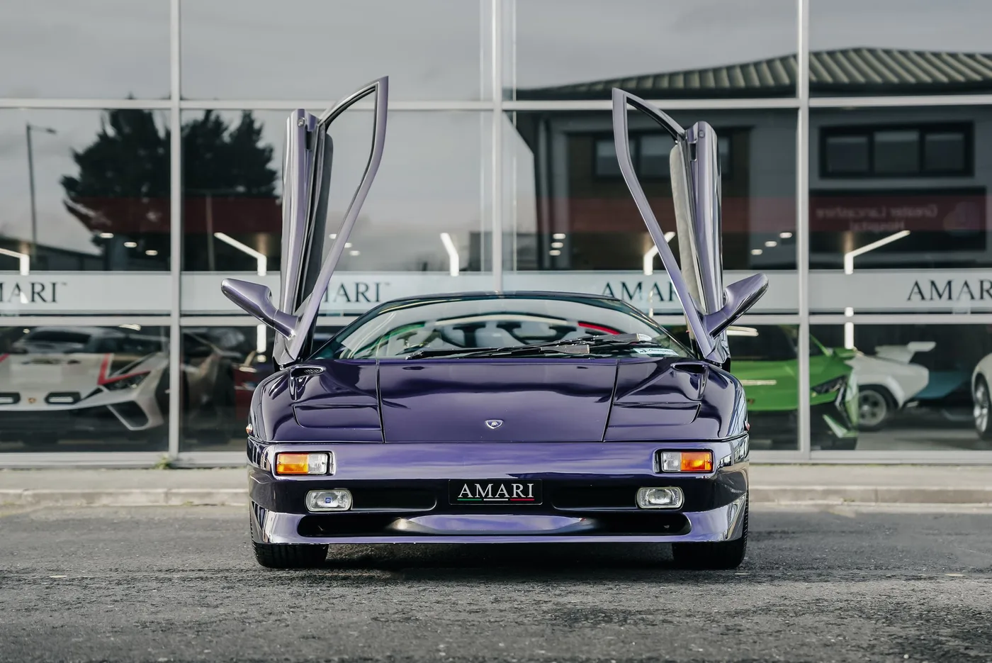 1997 Lamborghini Diablo SV angeboten von einem Supersportwagenhändler in Preston, Vereinigtes Königreich, Foto 8 von 25