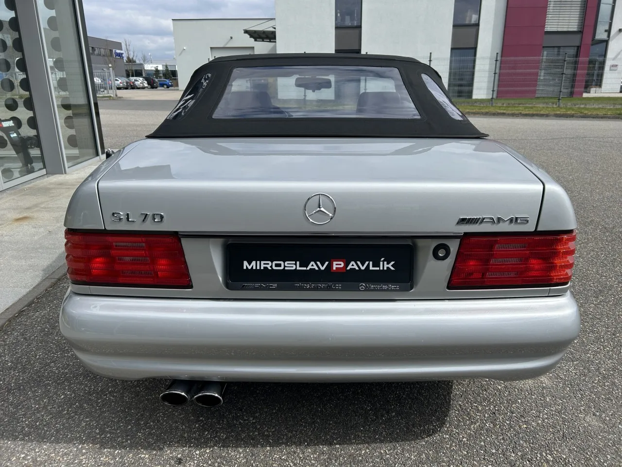 1997 Mercedes-AMG SL 70 offered by a specialist dealer in Písek, Czechia, photo 11 of 36