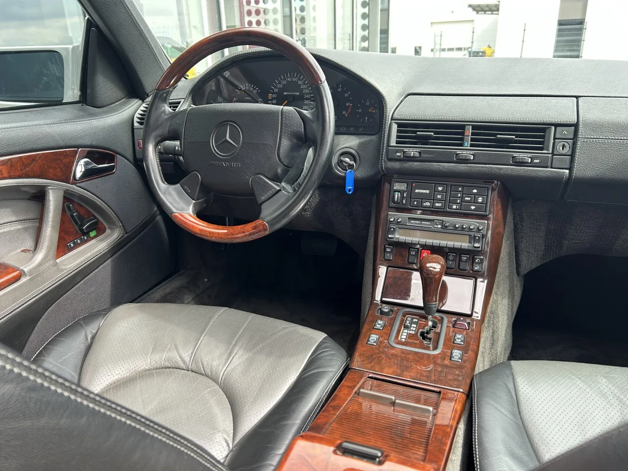 1997 Mercedes-AMG SL 70 offered by a specialist dealer in Písek, Czechia, photo 20 of 36