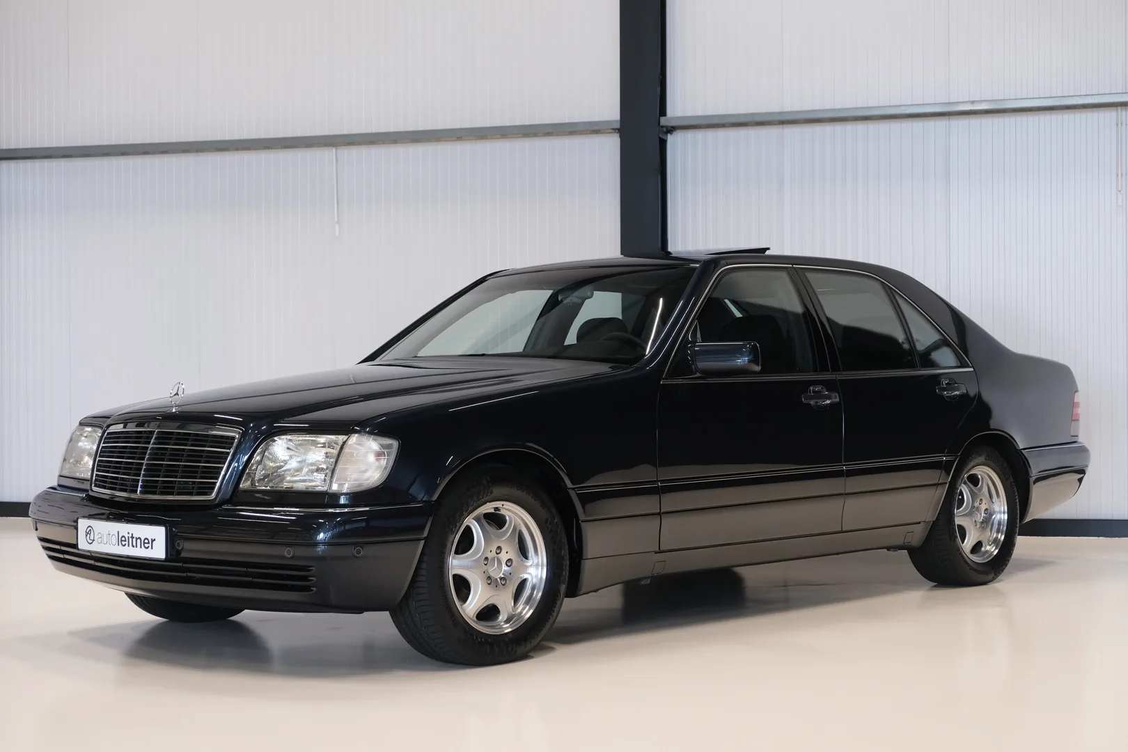 1997 Mercedes-Benz S 500, 29/30