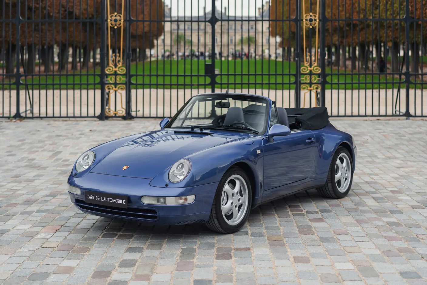 1997 Porsche 911 Carrera 4 Cabriolet 993 offered by a specialist dealer in Paris, France, main photo