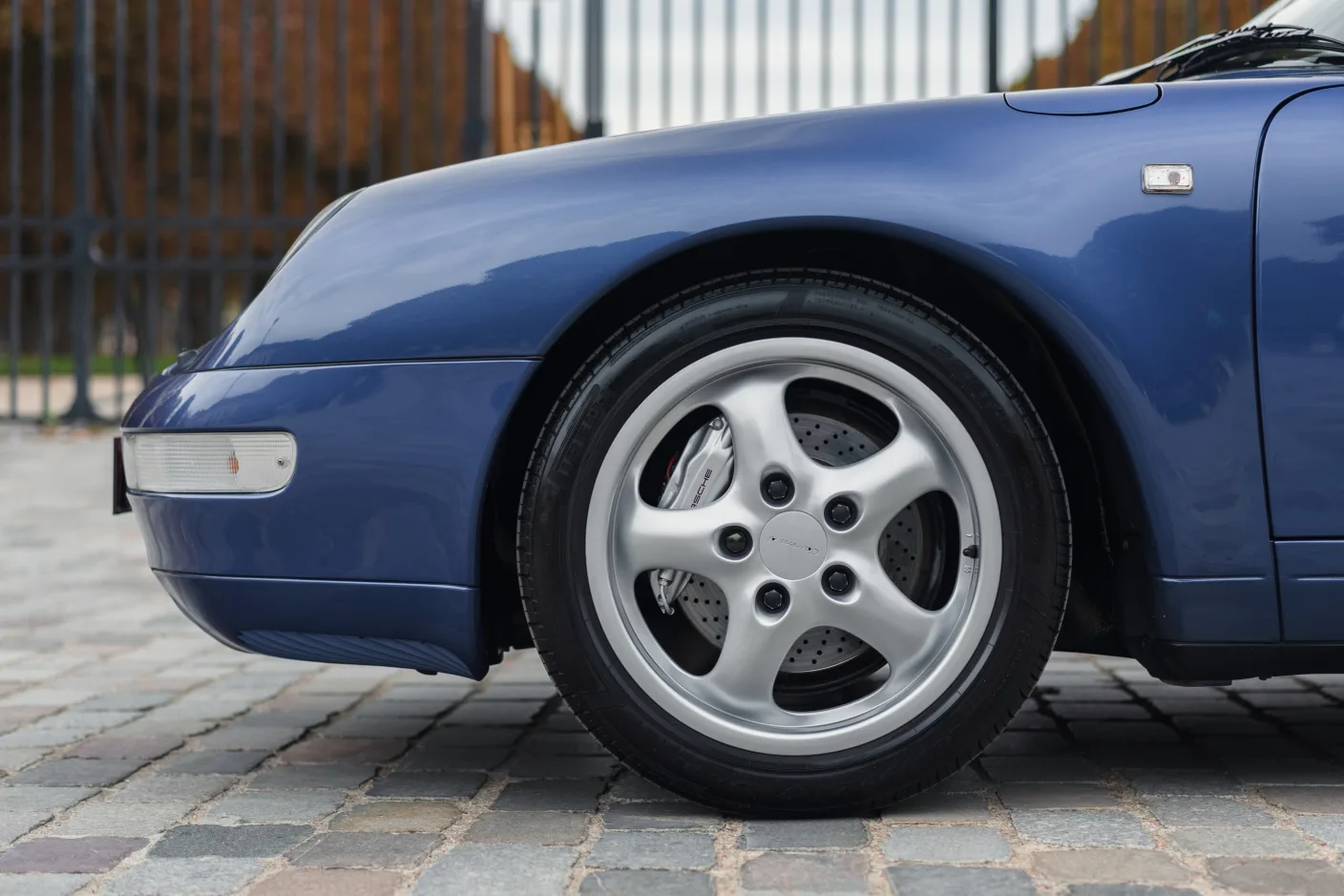 1997 Porsche 911 Carrera 4 Cabriolet 993, 9/30