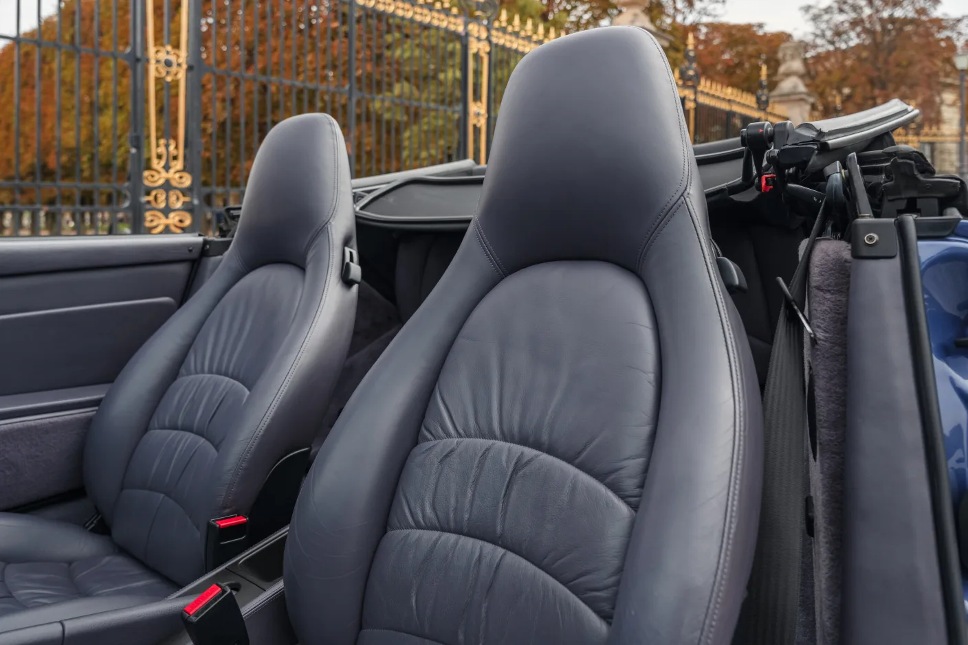 1997 Porsche 911 Carrera 4 Cabriolet 993, 14/30