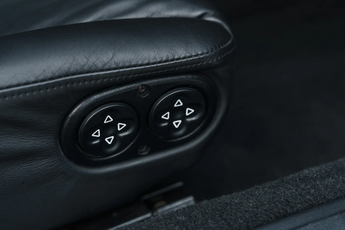 1997 Porsche 911 Carrera 4S 993, 25/30