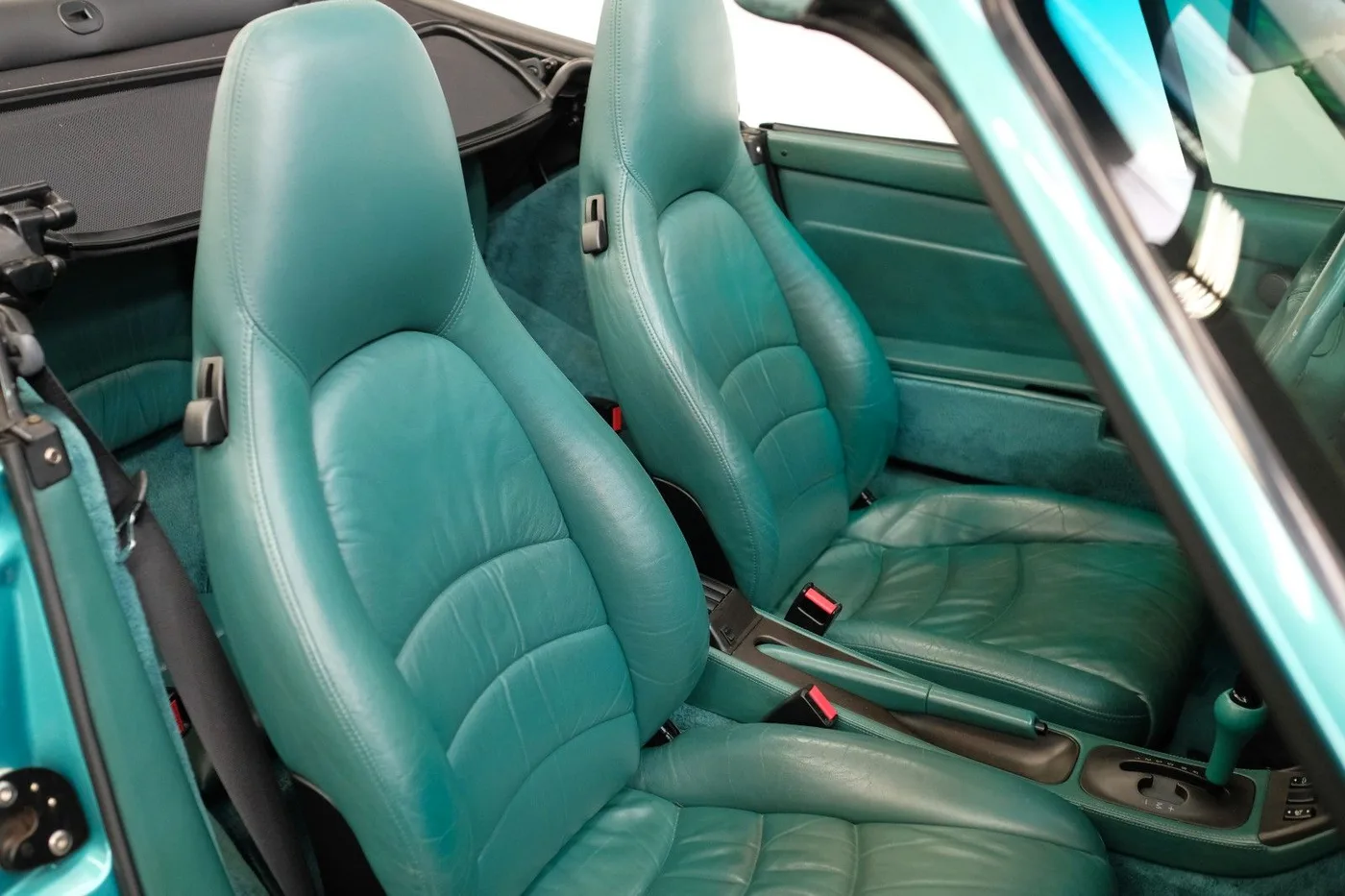 1997 Porsche 911 Carrera Cabriolet angeboten von einem Fachhändler in Nuremberg, Deutschland, Foto 14 von 15