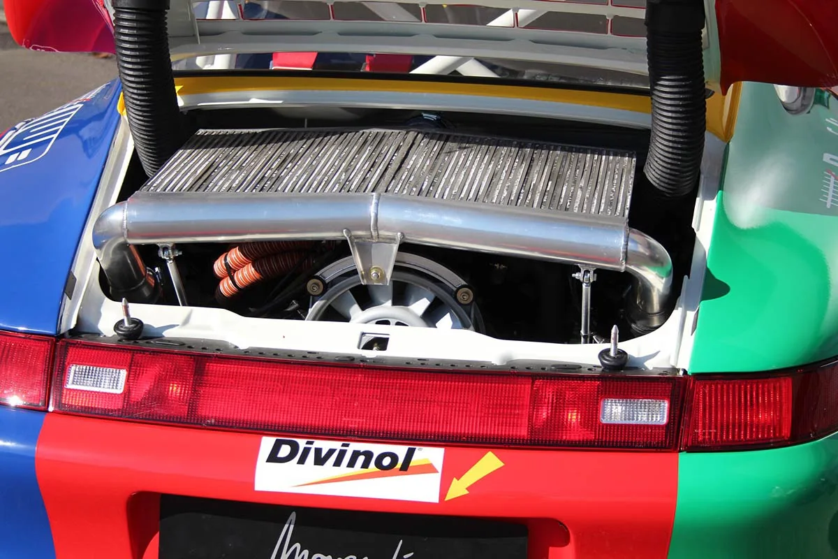 1997 Porsche 911 GT2 Race Version, 29/30