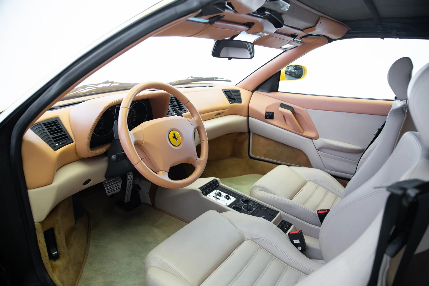 1998 Ferrari F355 Spider, 7/12