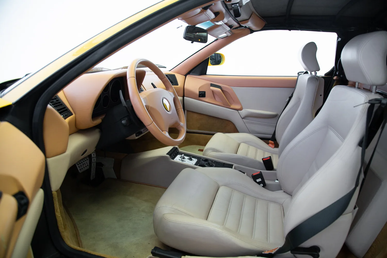 1998 Ferrari F355 Spider, 8/12