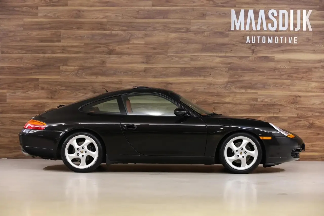 1998 Porsche 911 Carrera, 5/29