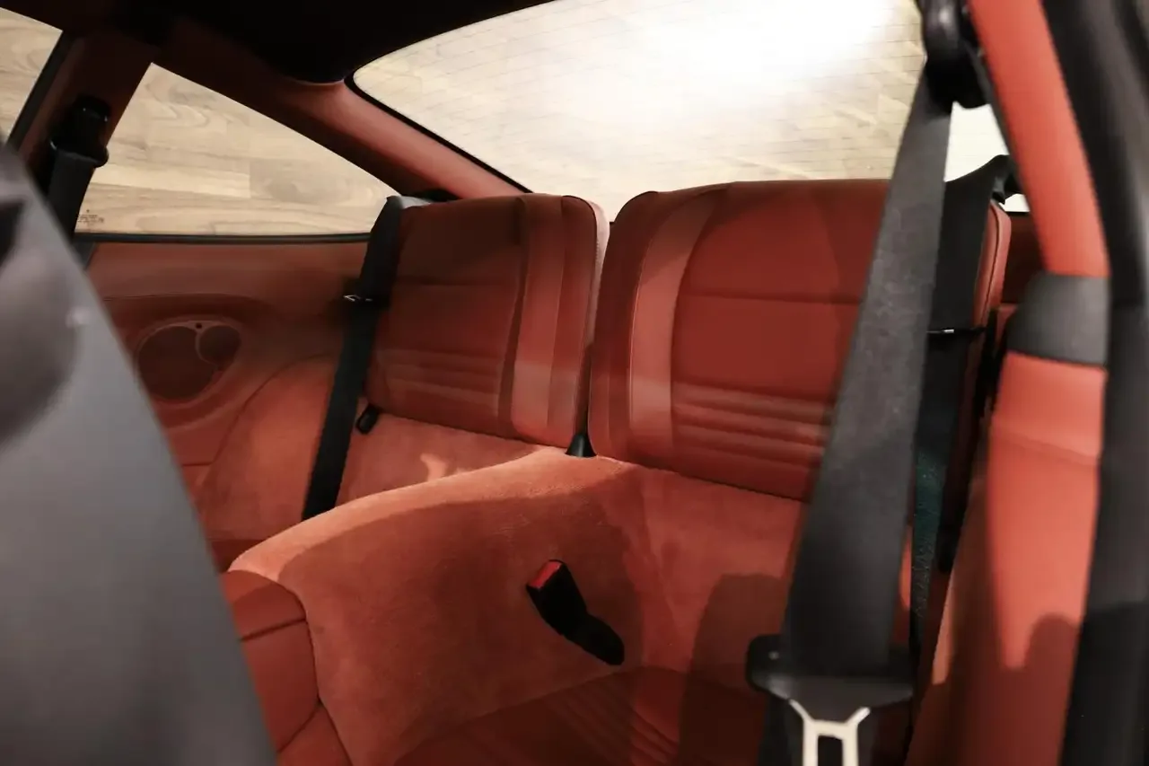 1998 Porsche 911 Carrera, 9/29