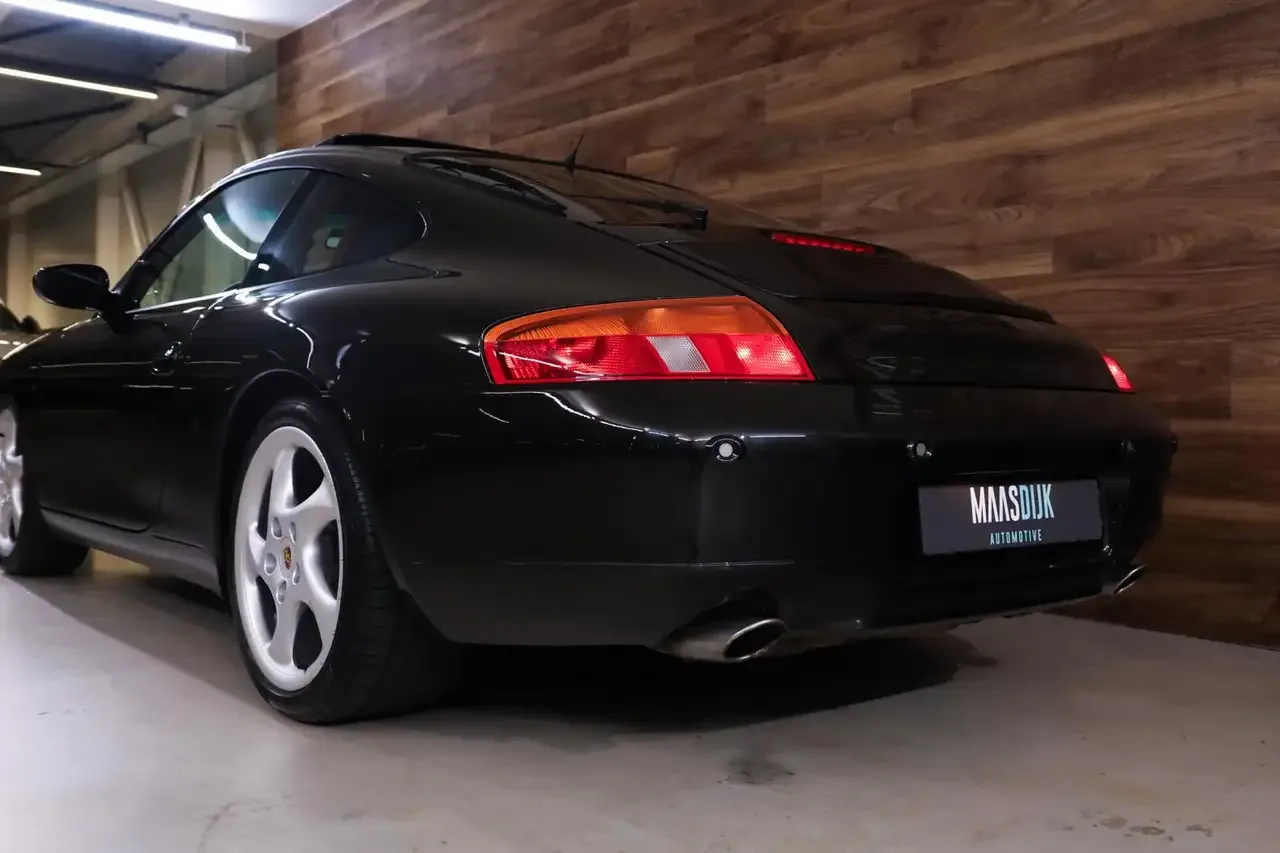 1998 Porsche 911 Carrera, 17/29