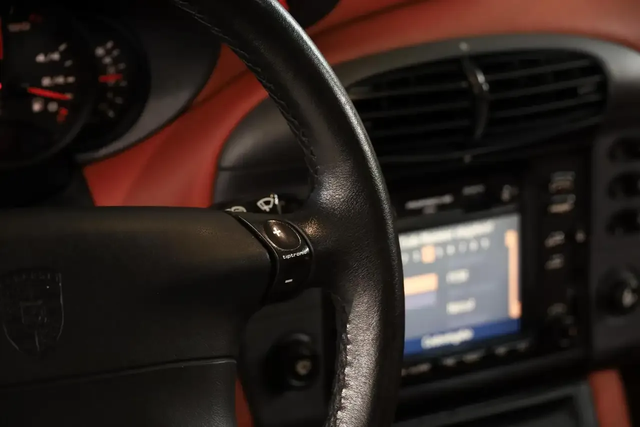 1998 Porsche 911 Carrera, 19/29