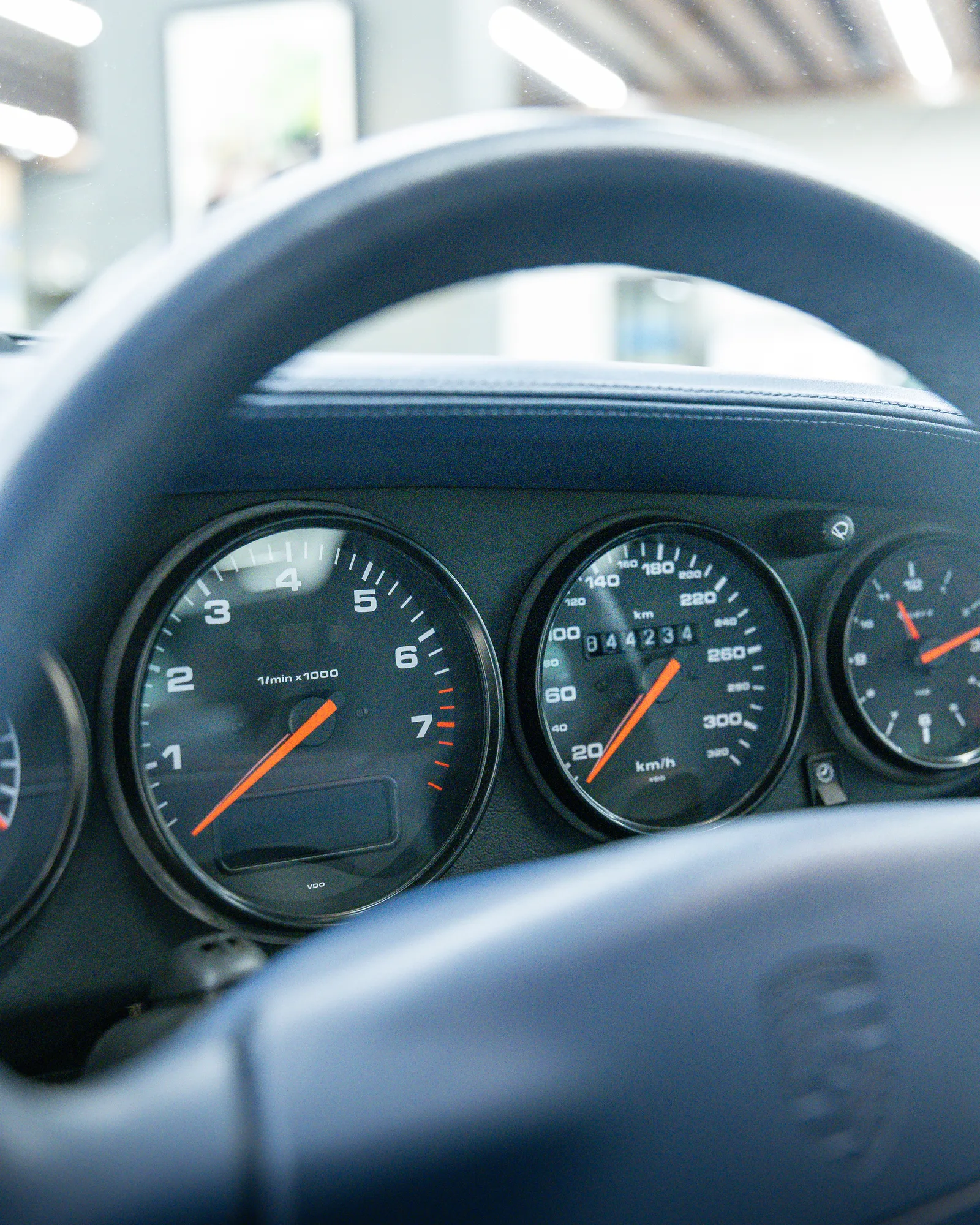 1998 Porsche 911 Turbo, 19/20