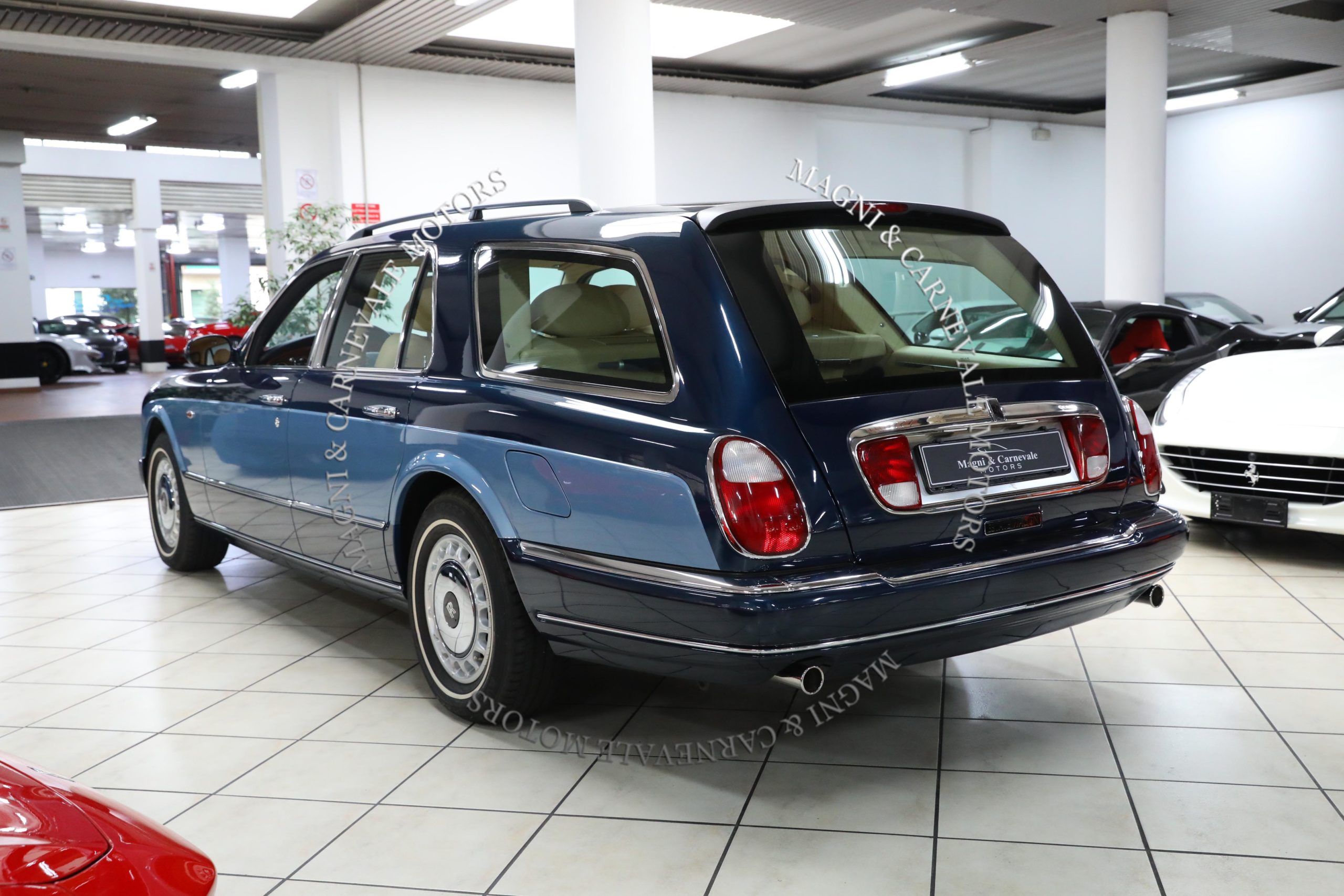 1998 Rolls-Royce Silver Seraph Estate Wagon offered by a specialist dealer in Milan, Italy, photo 7 of 20