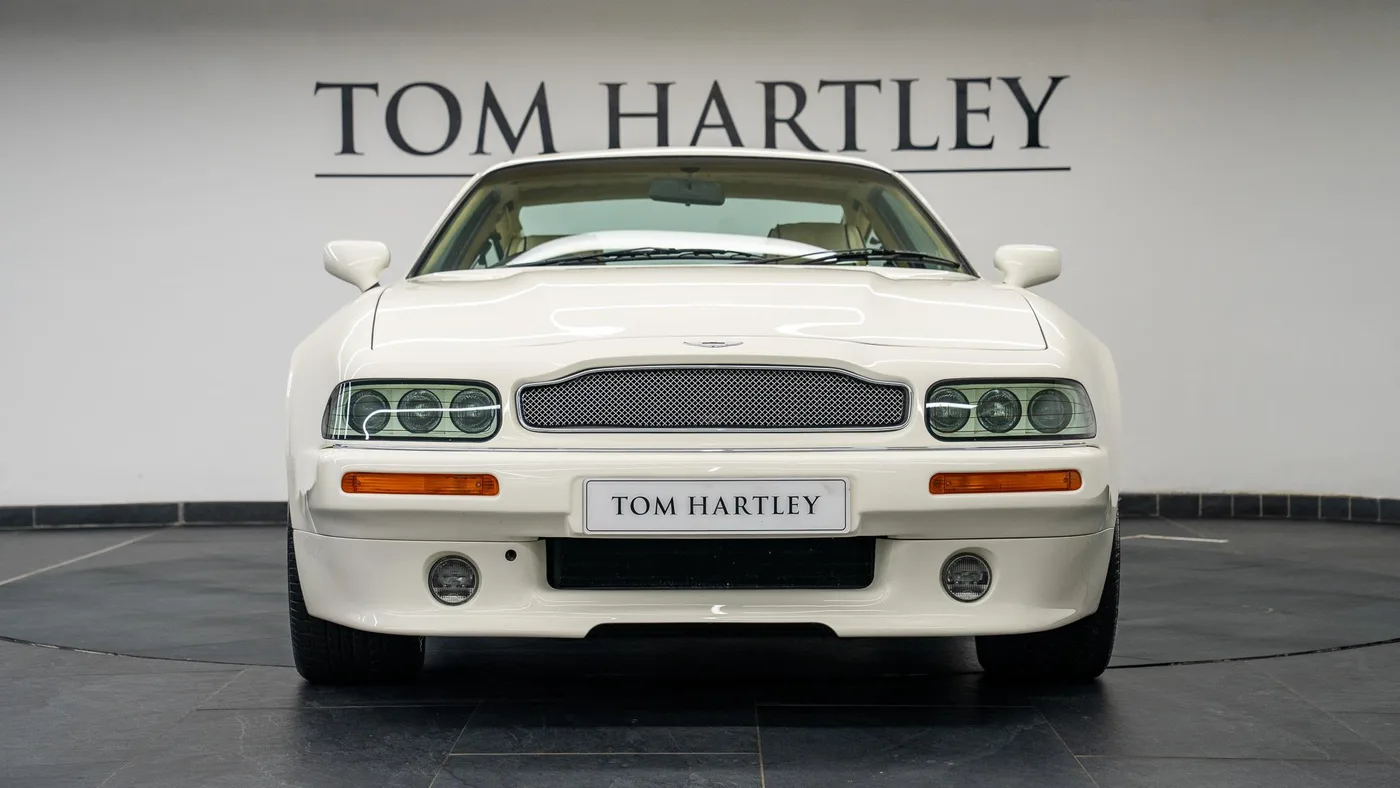 1999 Aston Martin V8 Coupé angeboten von einem Fachhändler in Swadlincote, Vereinigtes Königreich, Foto 2 von 15