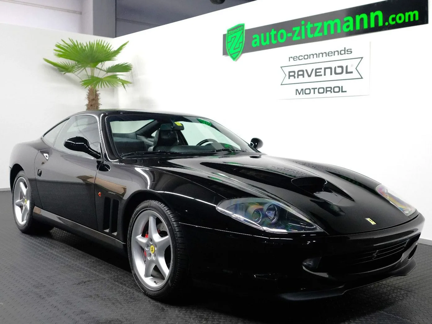 1999 Ferrari 550 Maranello angeboten von einem Fachhändler in Nuremberg, Deutschland, Hauptfoto