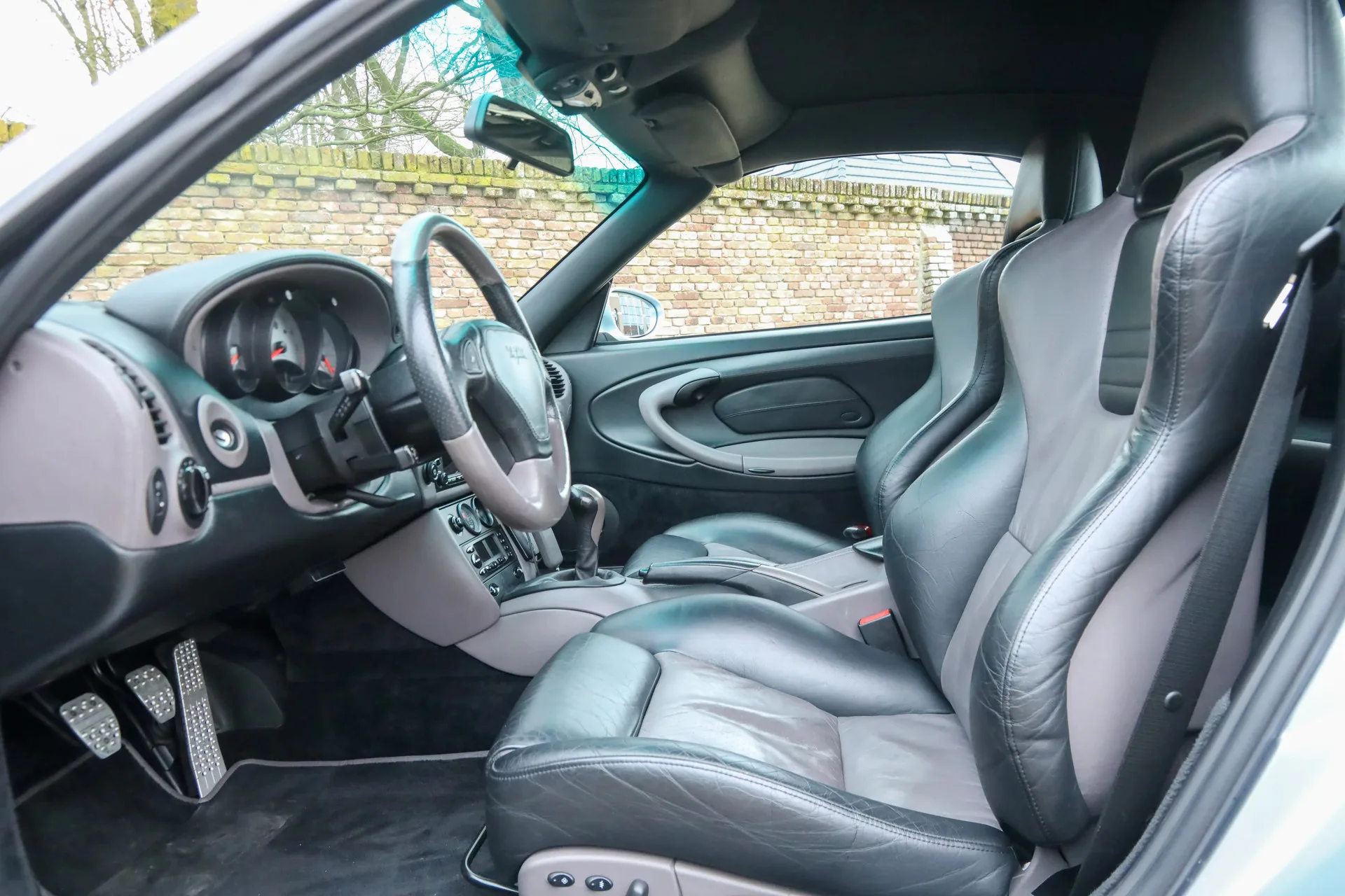 1999 Gemballa GTR 500 Biturbo Cabriolet, 16/30