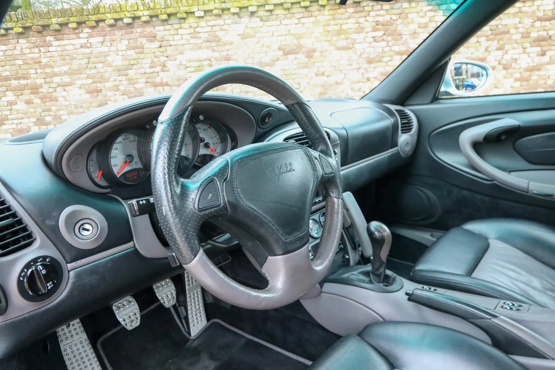 1999 Gemballa GTR 500 Biturbo Cabriolet, 27/30