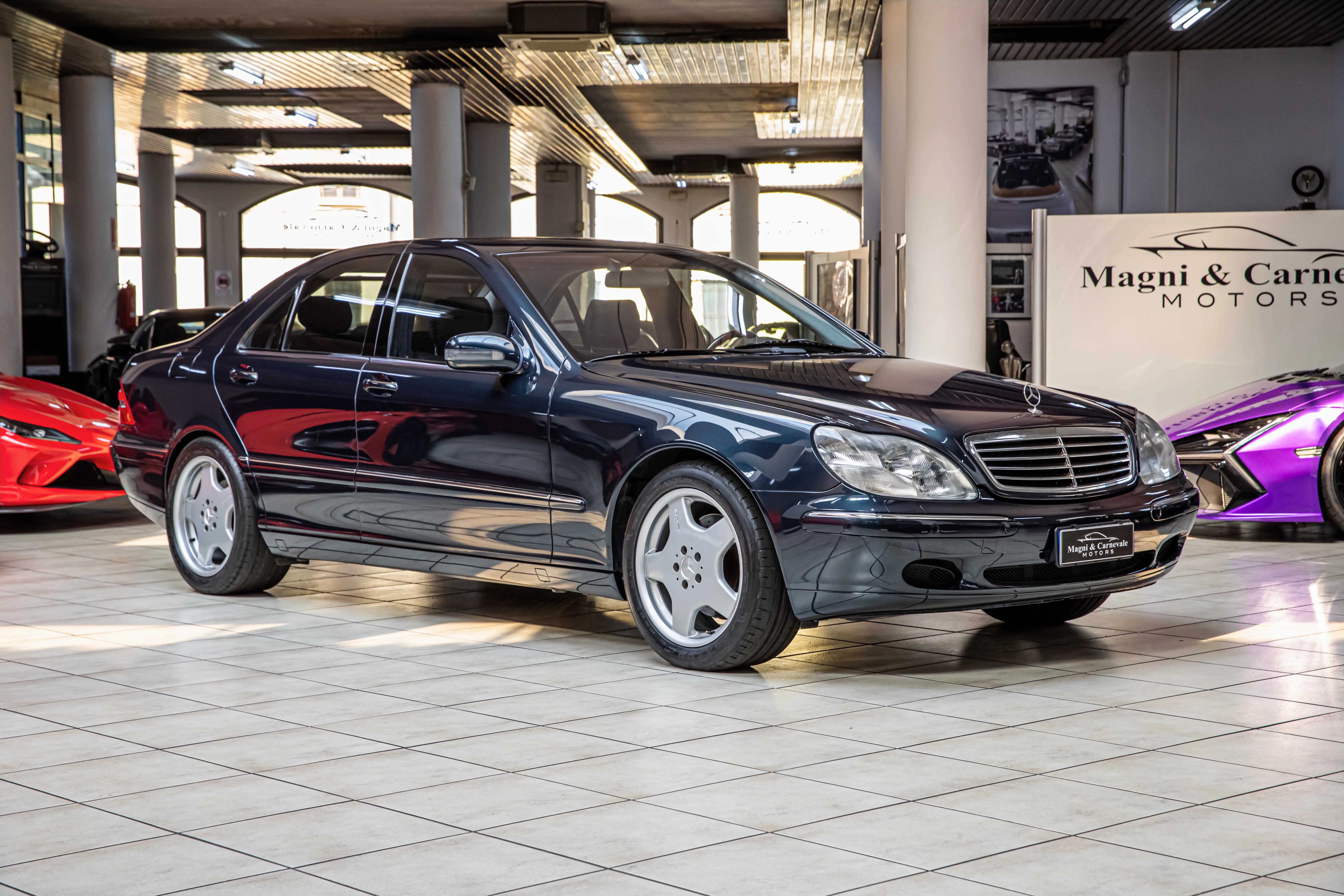 1999 Mercedes-Benz S 430 offered by a specialist dealer in Milan, Italy, main photo
