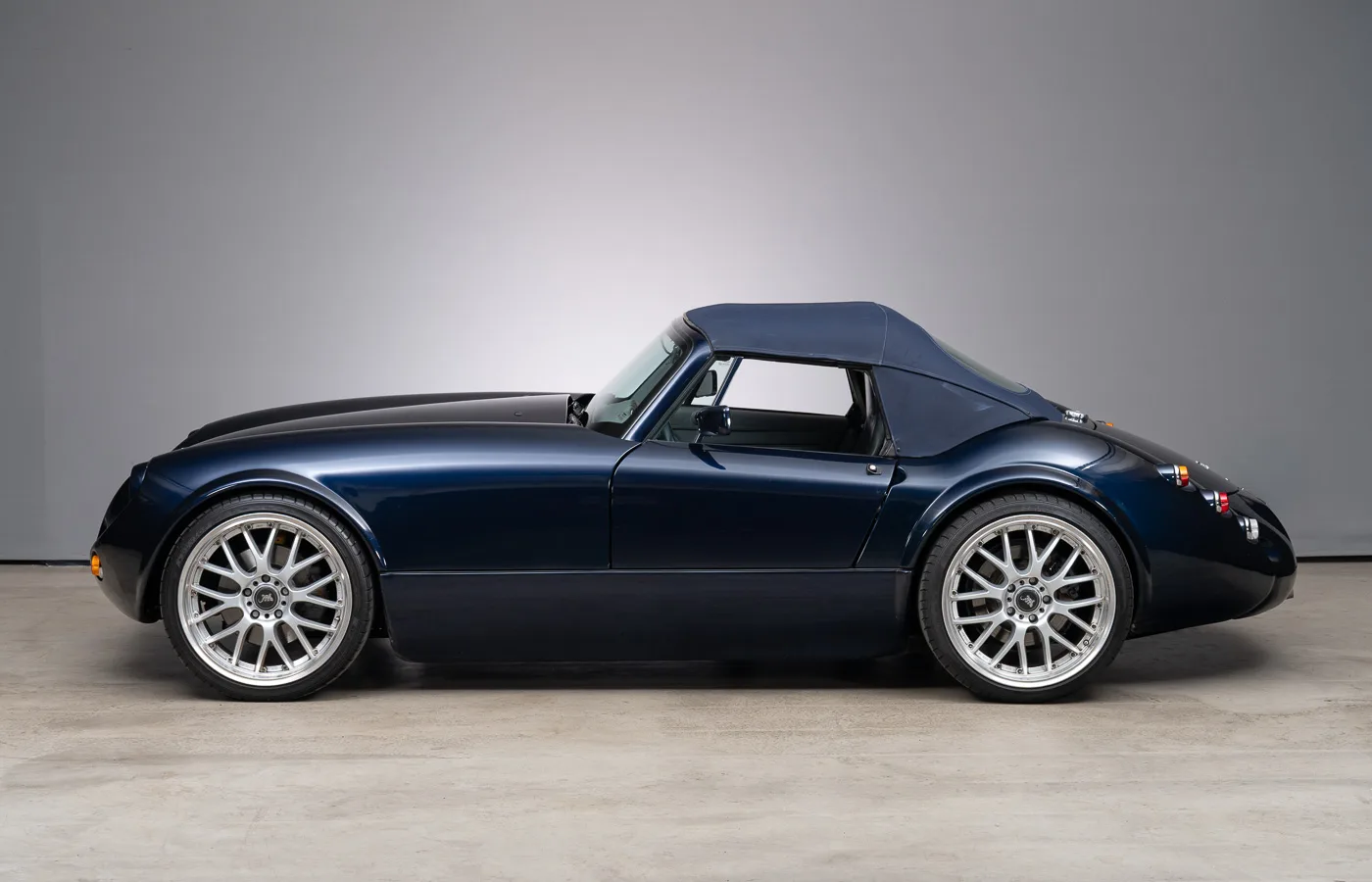 1999 Wiesmann MF28 Roadster, 6/29