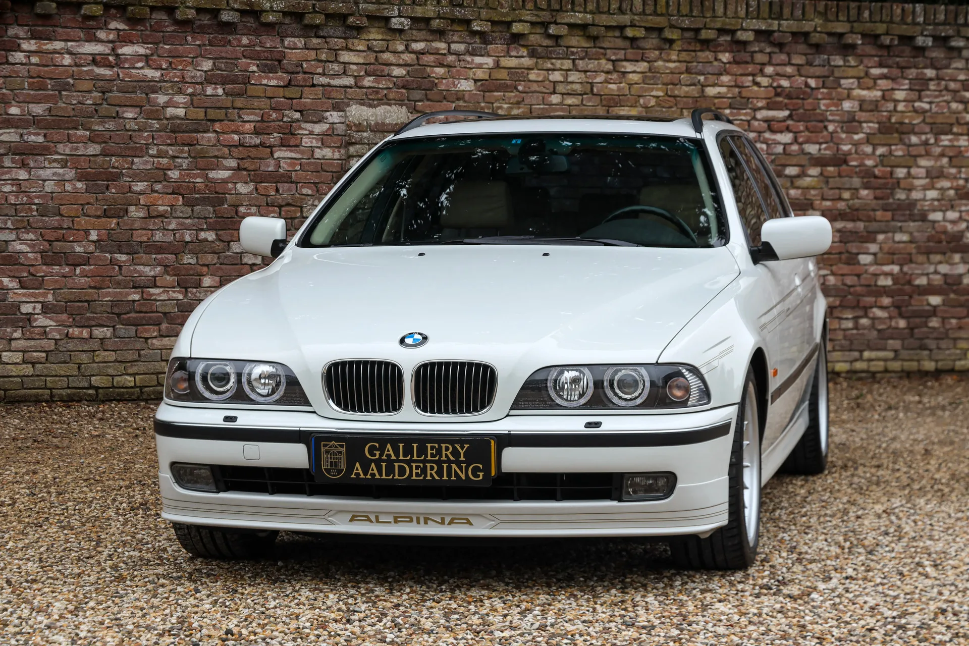 2000 Alpina B10 V8 Touring, 16/30