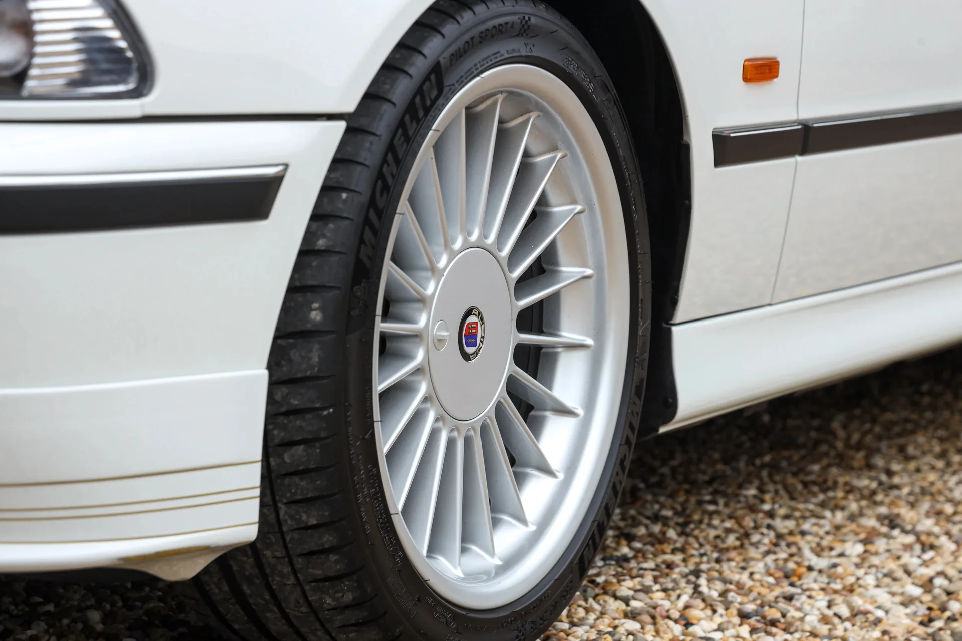 2000 Alpina B10 V8 Touring, 30/30