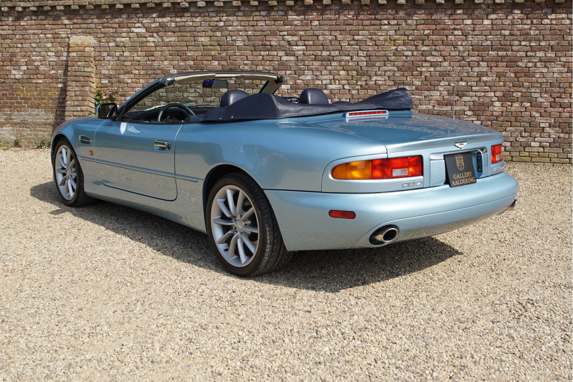 2000 Aston Martin DB7 Vantage Volante, 2/30