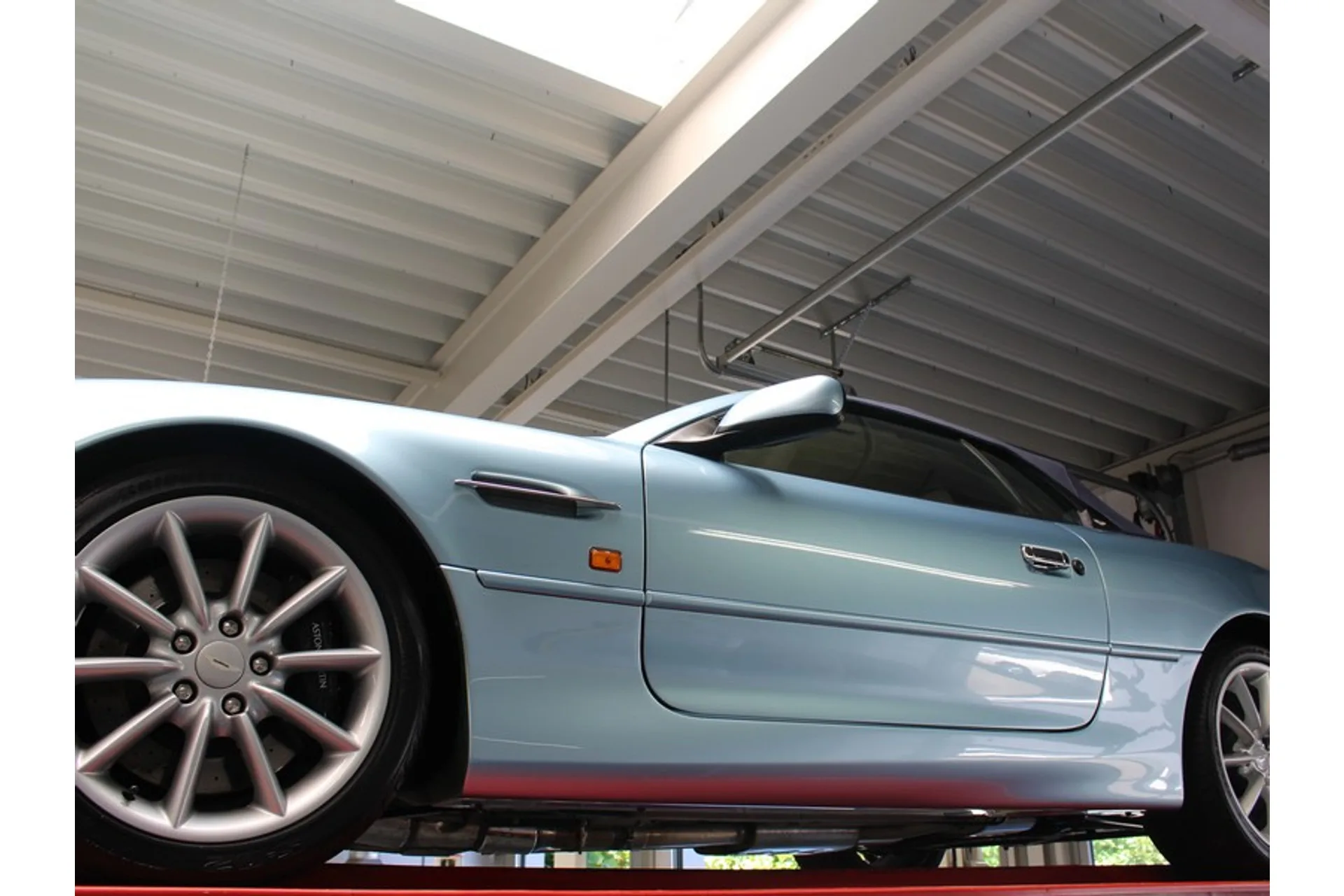 2000 Aston Martin DB7 Vantage Volante, 9/30