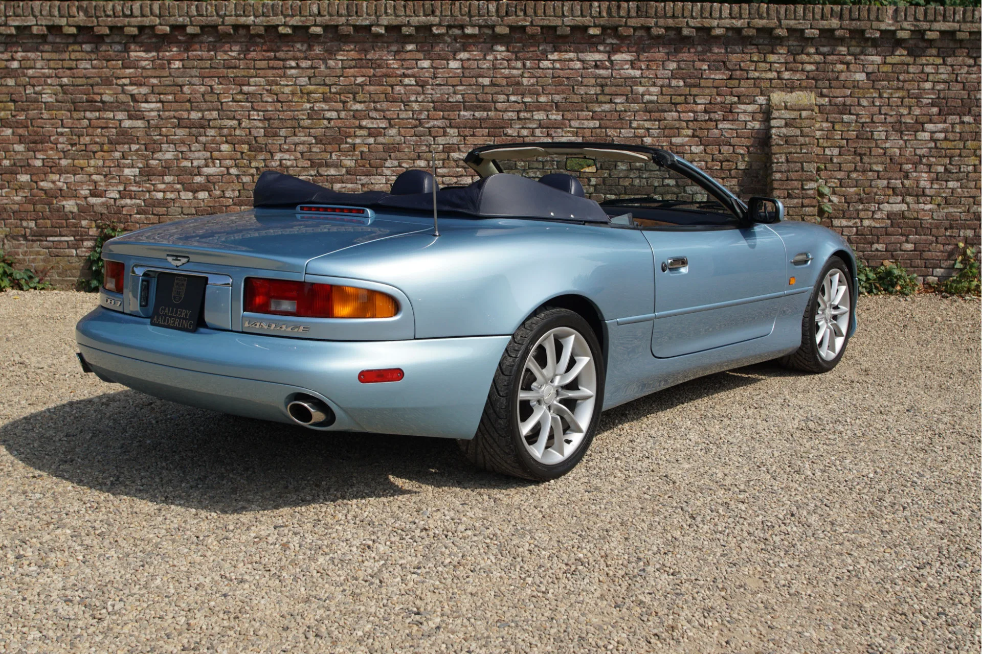 2000 Aston Martin DB7 Vantage Volante, 11/30