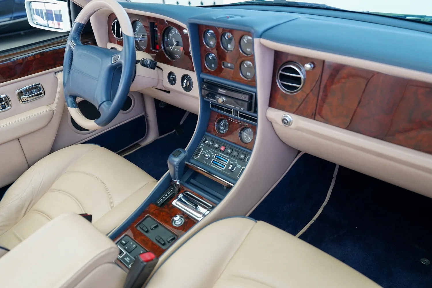 2000 Bentley Azure, 8/15