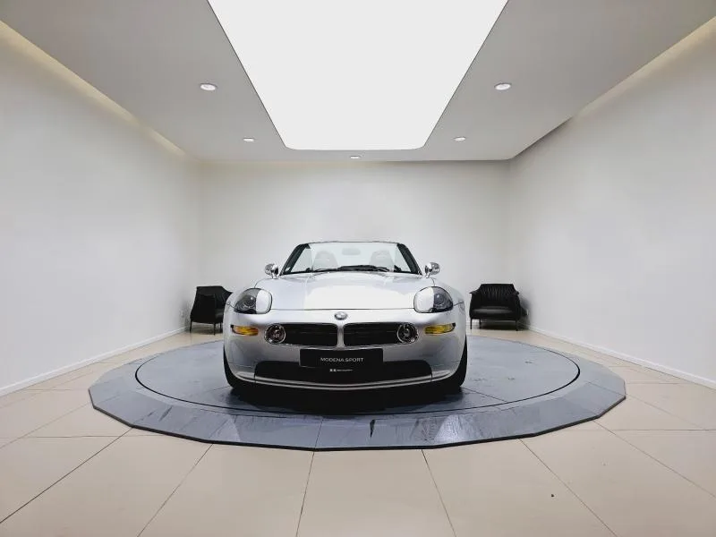 2000 BMW Z8, 5/20