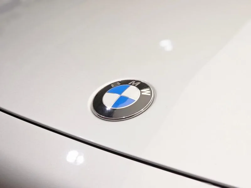 2000 BMW Z8, 11/20