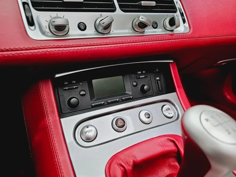 2000 BMW Z8, 19/20