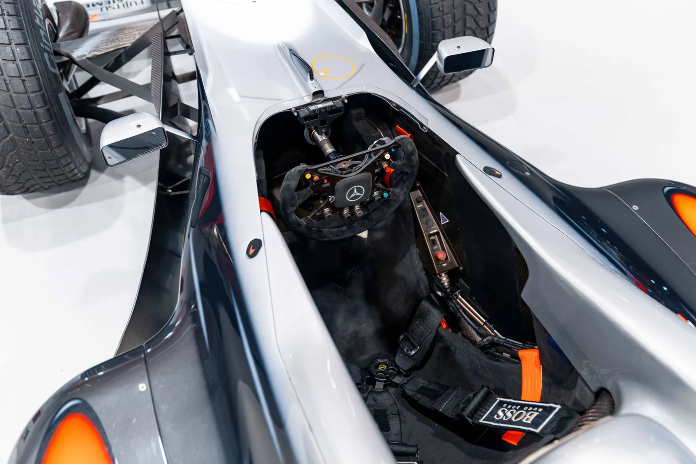 2000 McLaren MP4/15A offered by a collector car specialist in London, United Kingdom, photo 21 of 25