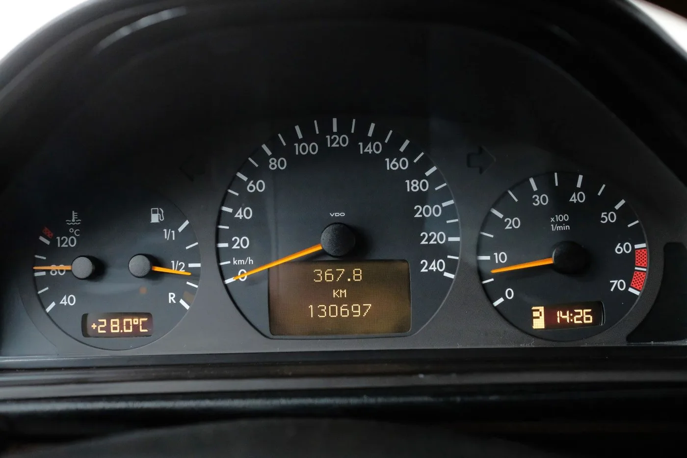 2000 Mercedes-Benz G 500 Short wheelbase proposée par un concessionnaire spécialisé à Nuremberg, Allemagne, photo 15 sur 15