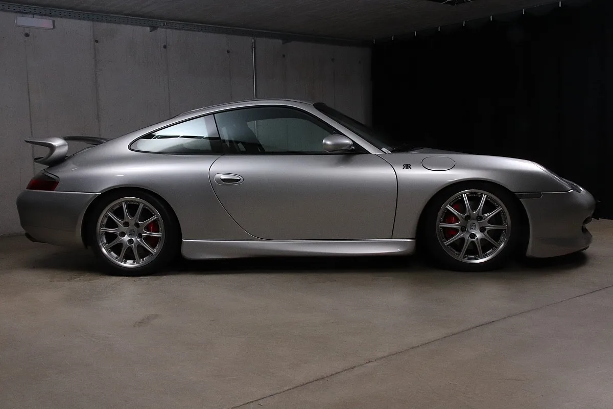2000 Porsche 911 GT3 series 2 offered by a specialist dealer in Unterweitersdorf, Austria, photo 3 of 15