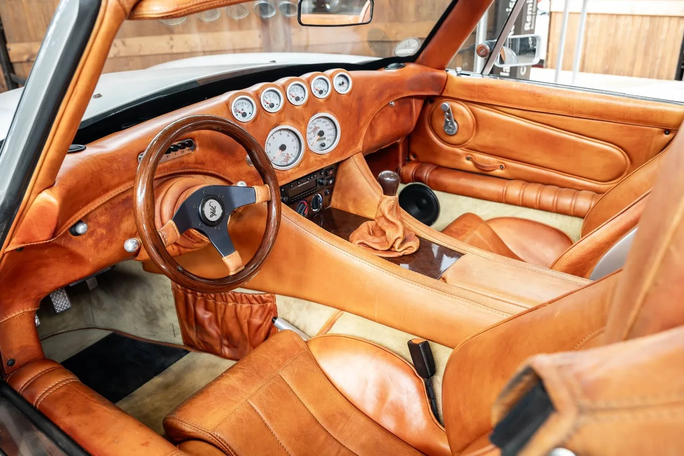 2000 Wiesmann MF3 Roadster offered by a specialist dealer in Neuss, Germany, photo 10 of 25