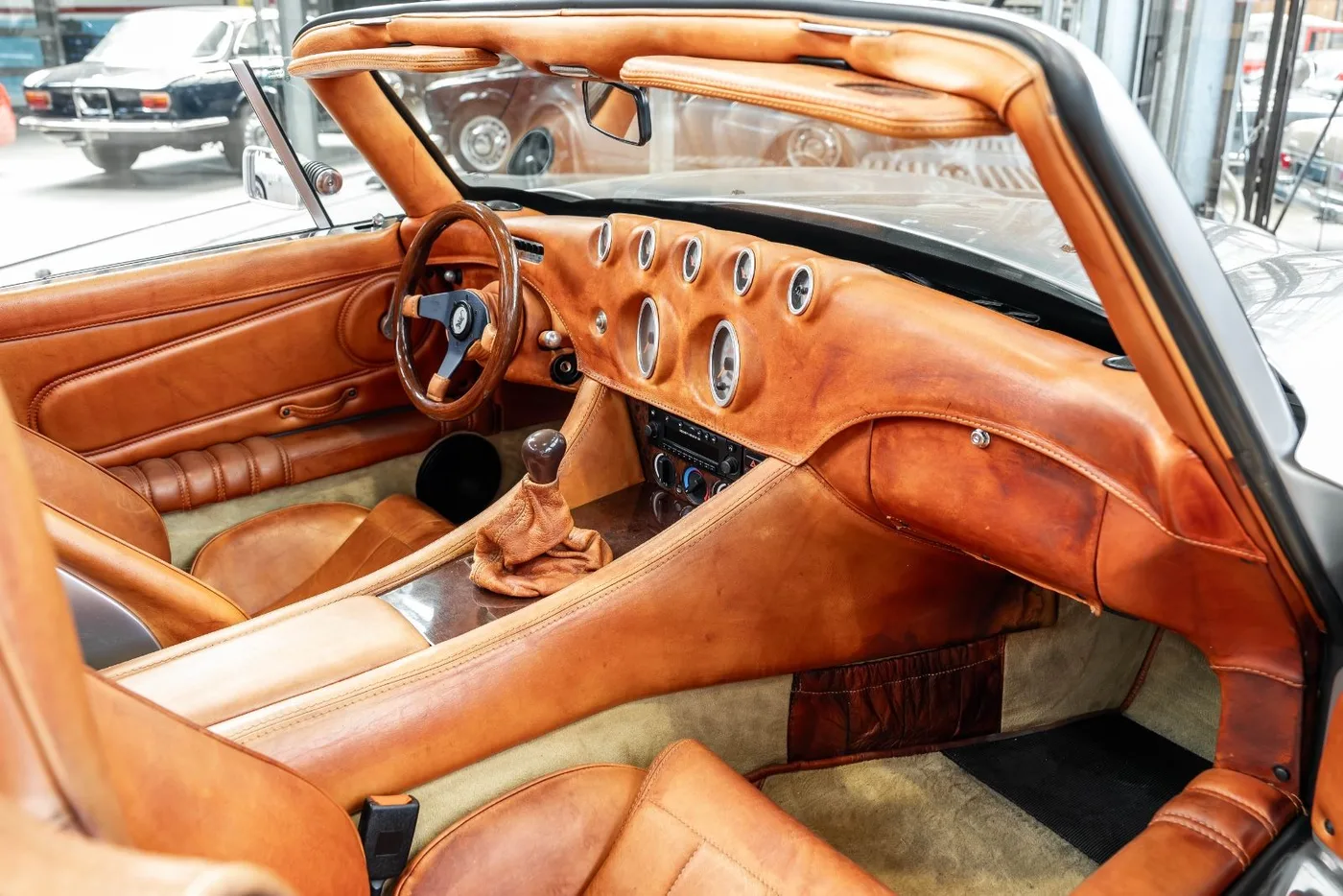 2000 Wiesmann MF3 Roadster offered by a specialist dealer in Neuss, Germany, photo 11 of 25