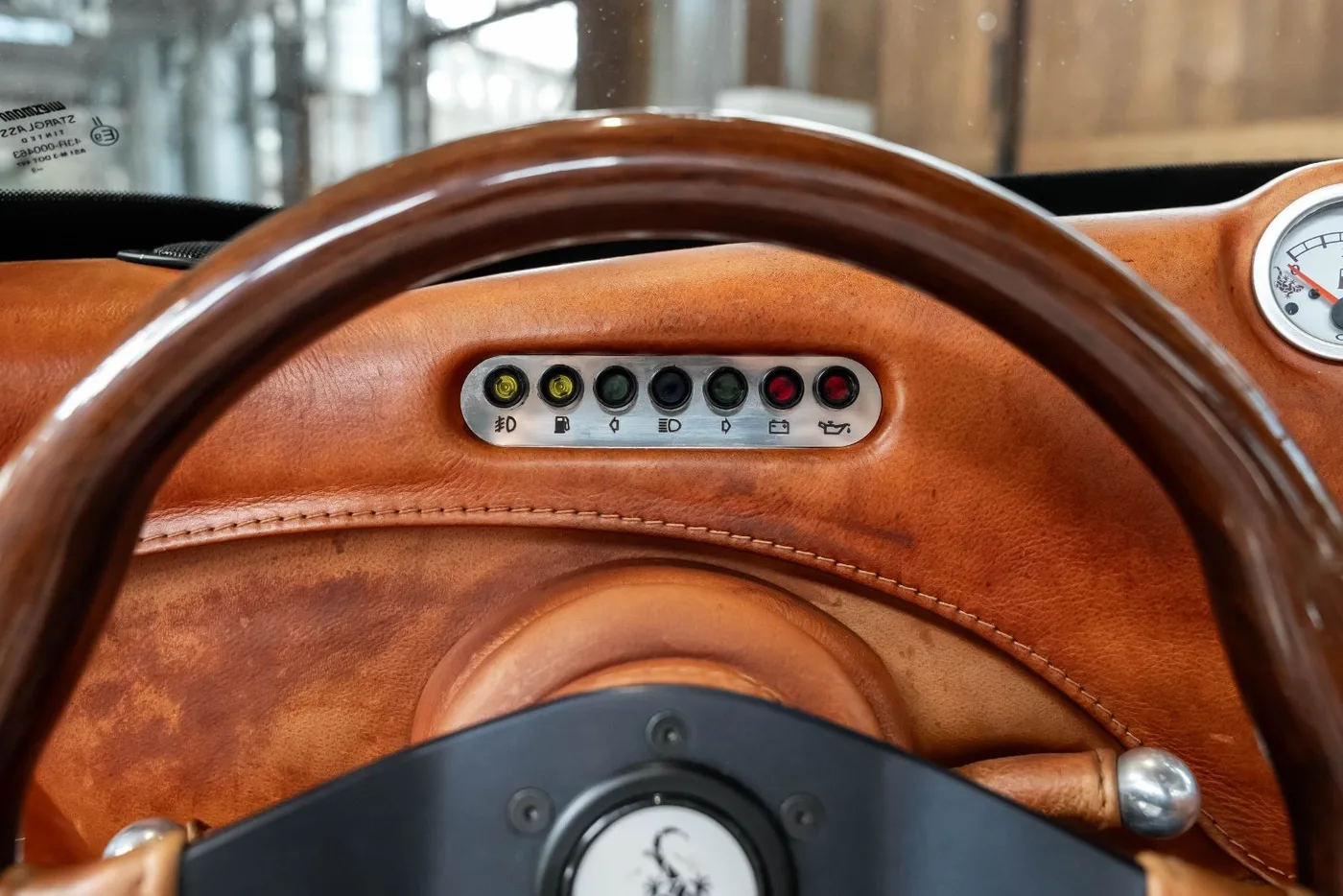 2000 Wiesmann MF3 Roadster offered by a specialist dealer in Neuss, Germany, photo 16 of 25