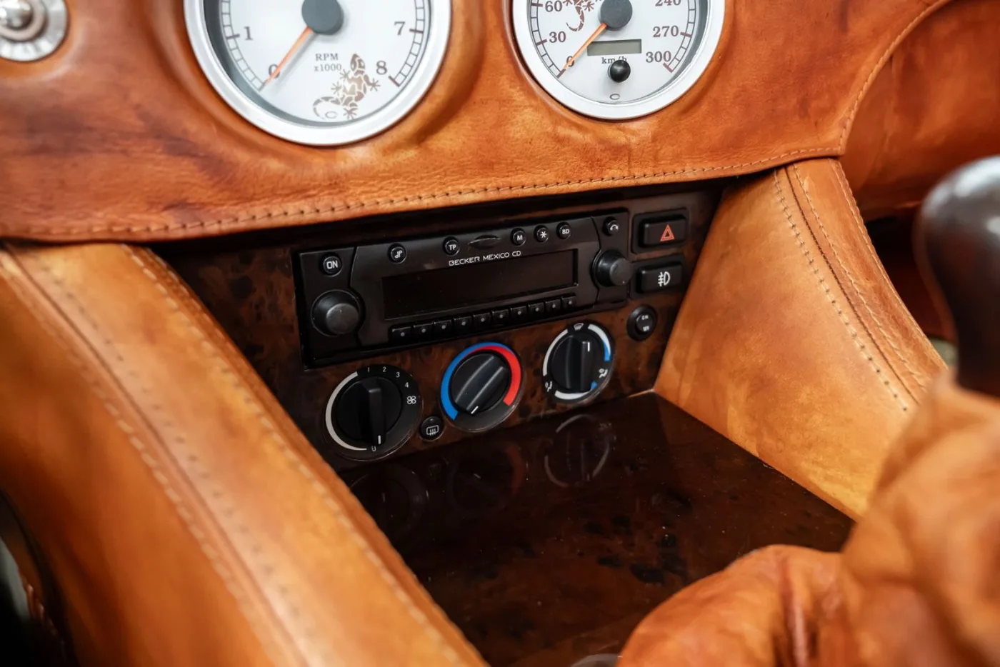 2000 Wiesmann MF3 Roadster offered by a specialist dealer in Neuss, Germany, photo 18 of 25