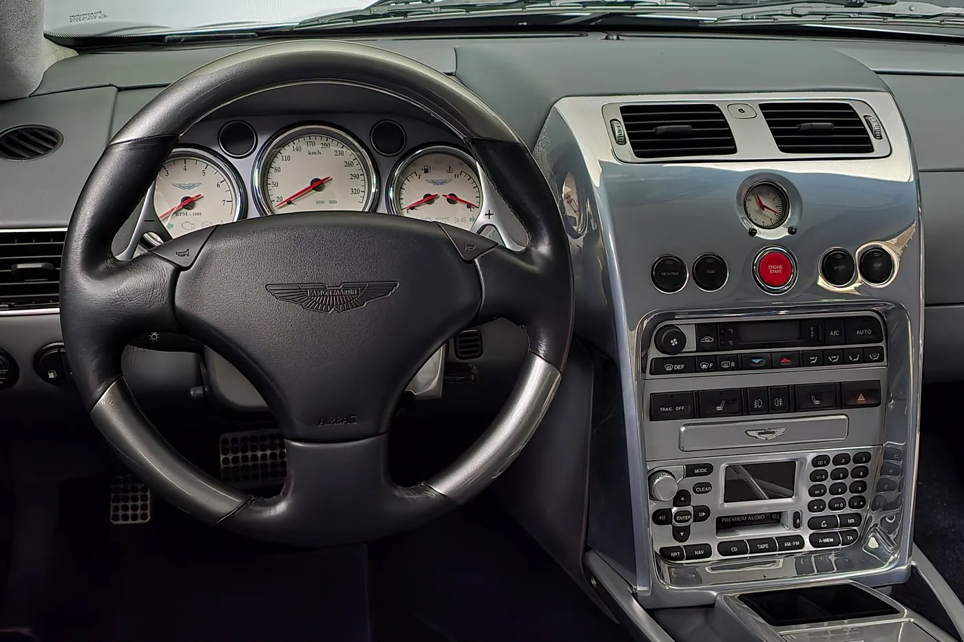 2001 Aston Martin V12 Vanquish, 25/29