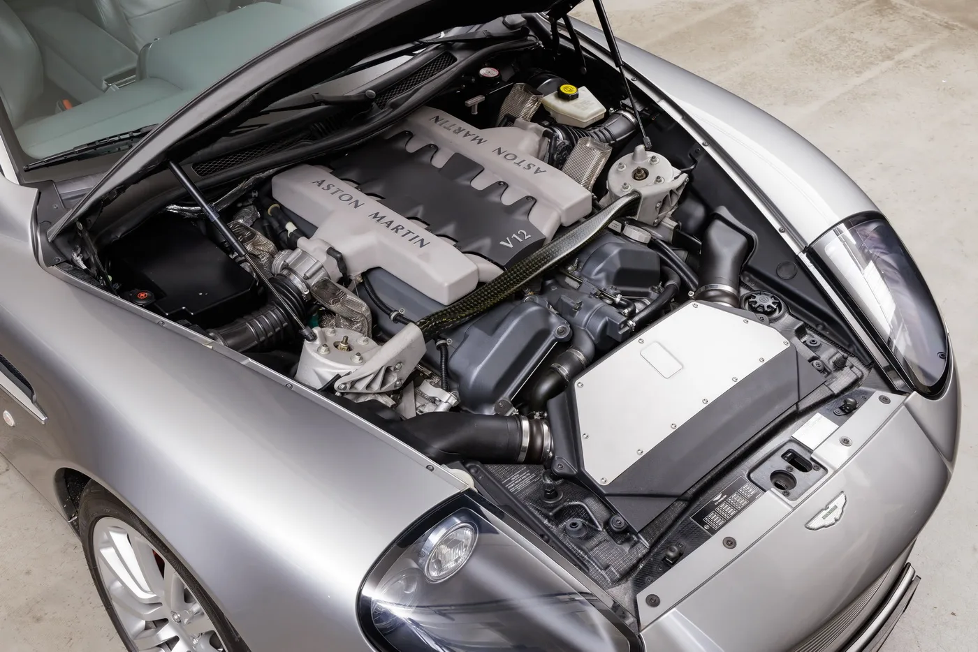 2001 Aston Martin V12 Vanquish, 29/29