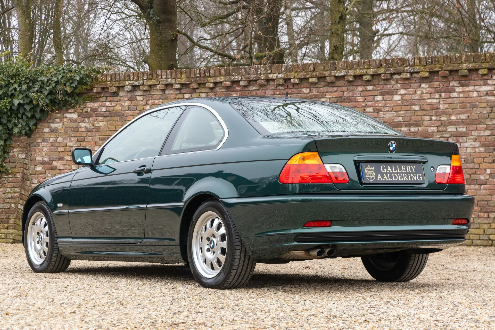 2001 BMW 3 Series 323Ci Coupé, 2/30