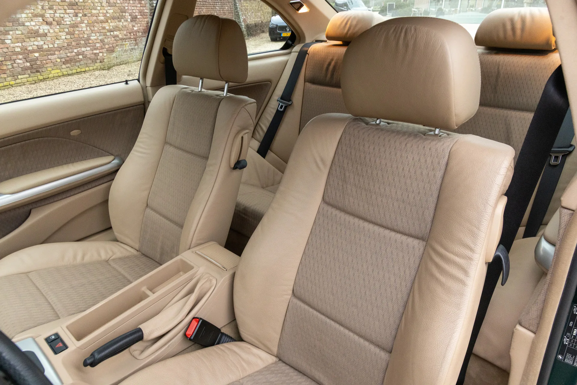 2001 BMW 3 Series 323Ci Coupé, 15/30