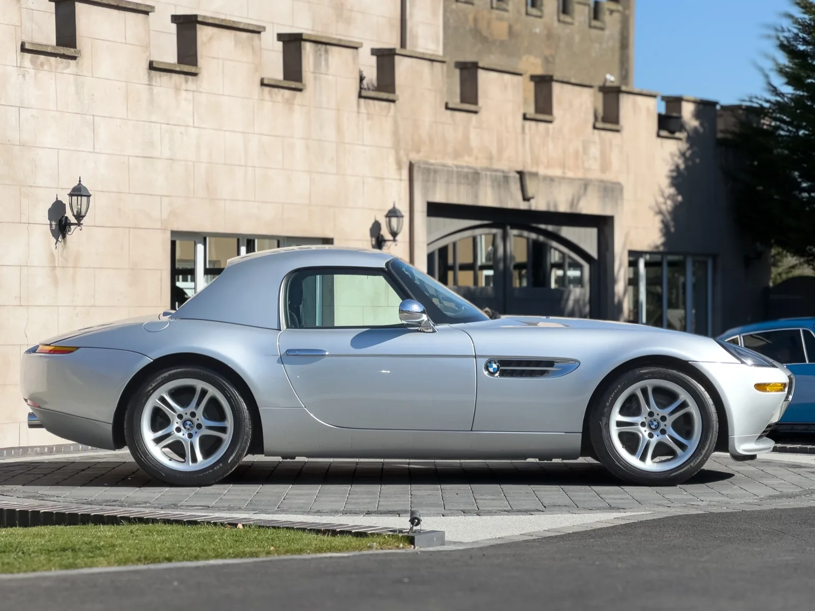 2001 BMW Z8, 4/6
