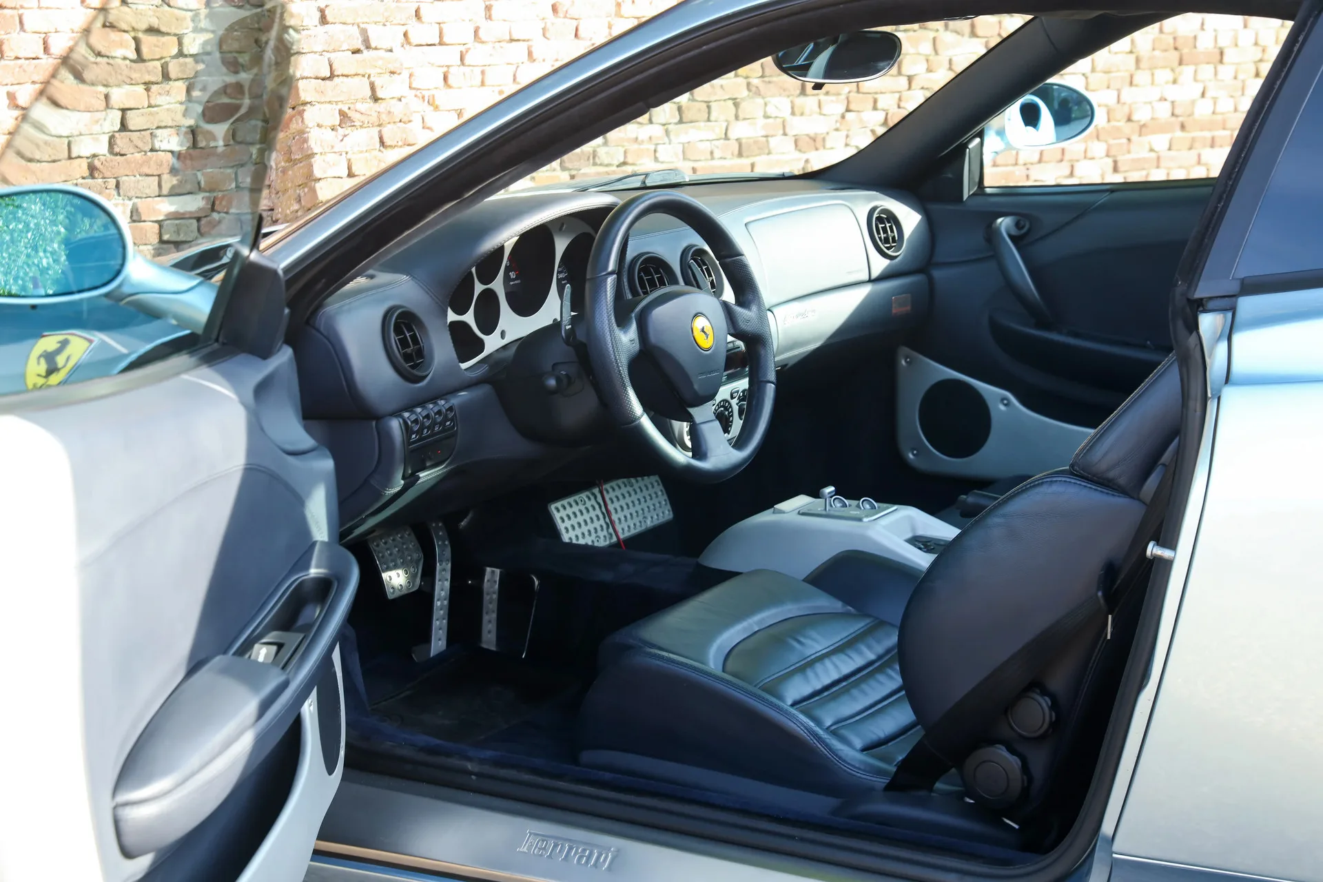 2001 Ferrari 360 Modena F1, 3/30