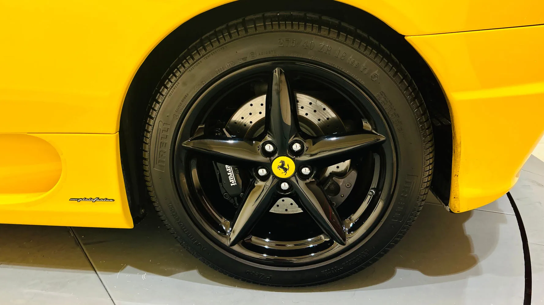 2001 Ferrari 360 Spider, 26/30