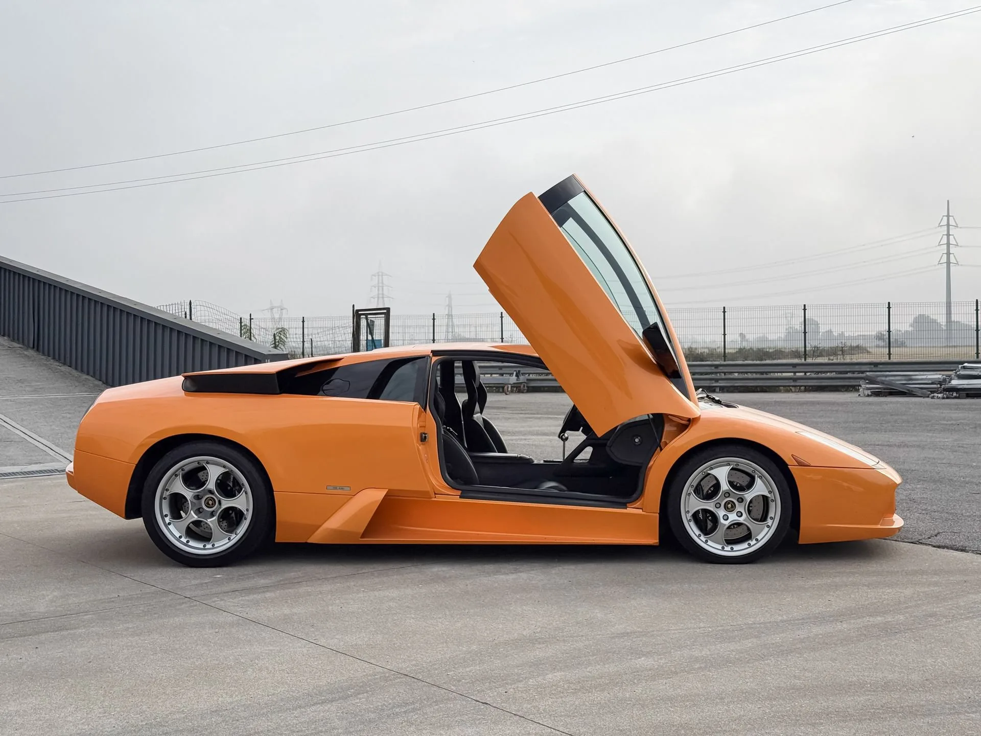 2001 Lamborghini Murciélago, 5/24